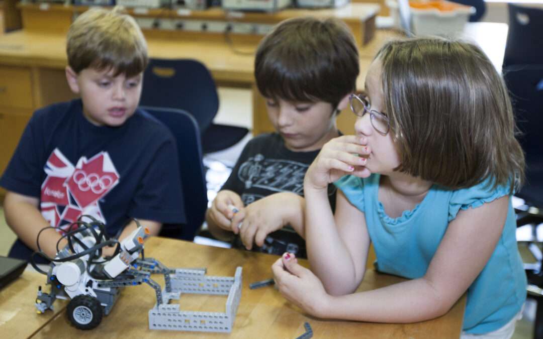 Why Robotics Classes in Dubai Are Trending Now - Sciencexplorers